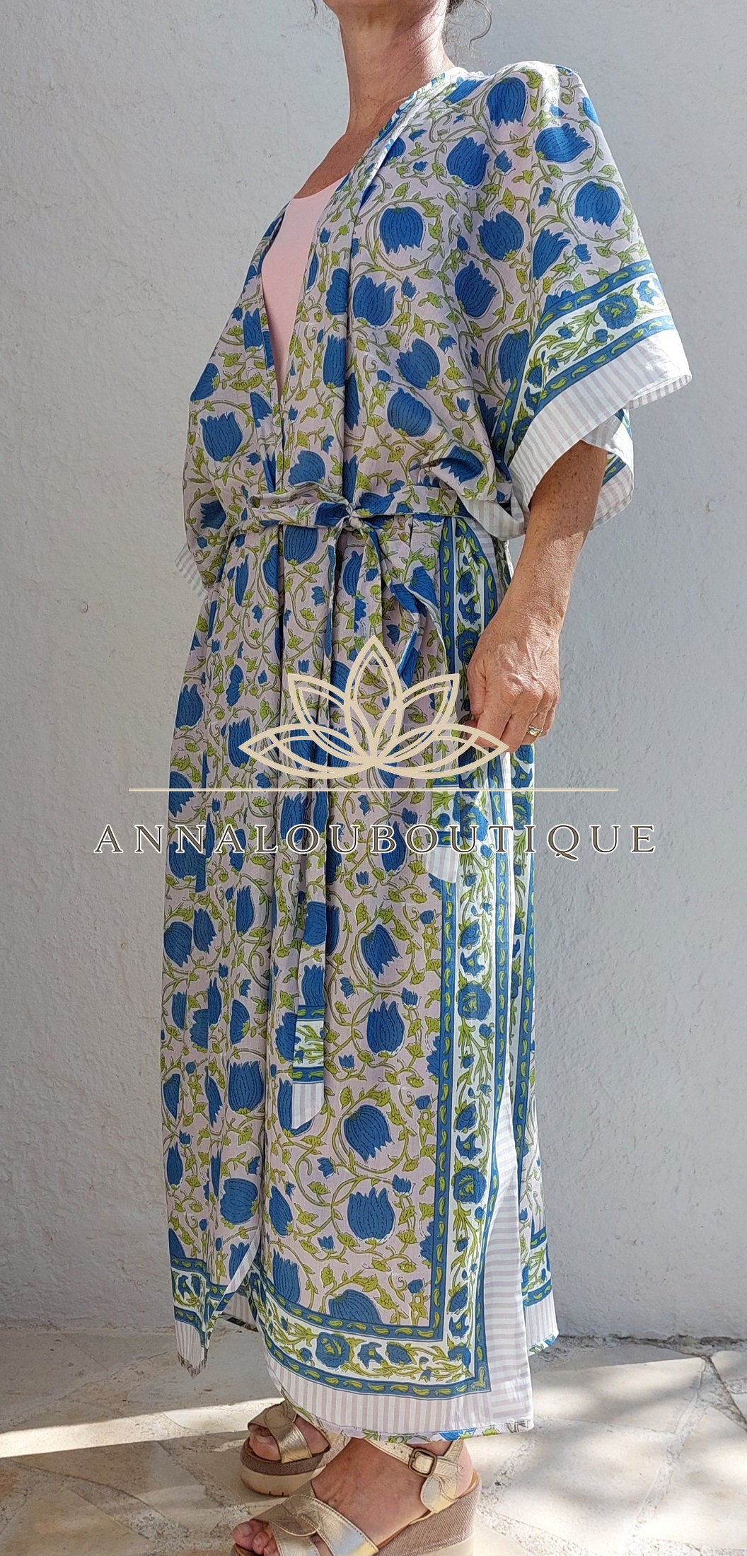 Kimono de plage fleuri en coton avec ceinture fine