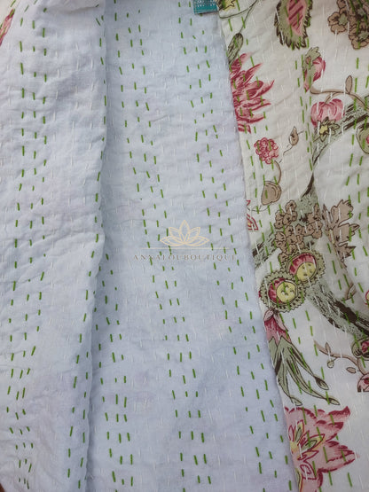 Veste redingote en coton blanc et rose fleuri