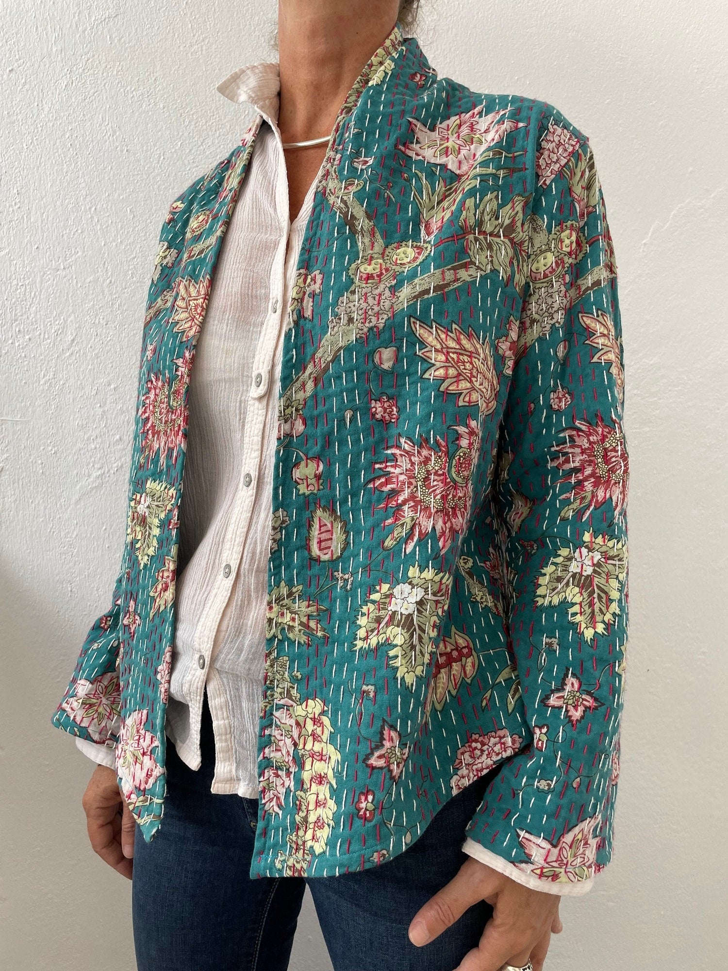 kimono jacket in cotton not quilted, teal color floral pattern, hand embroidery, mid-season jacket, trumpet sleeves, cardigan shape