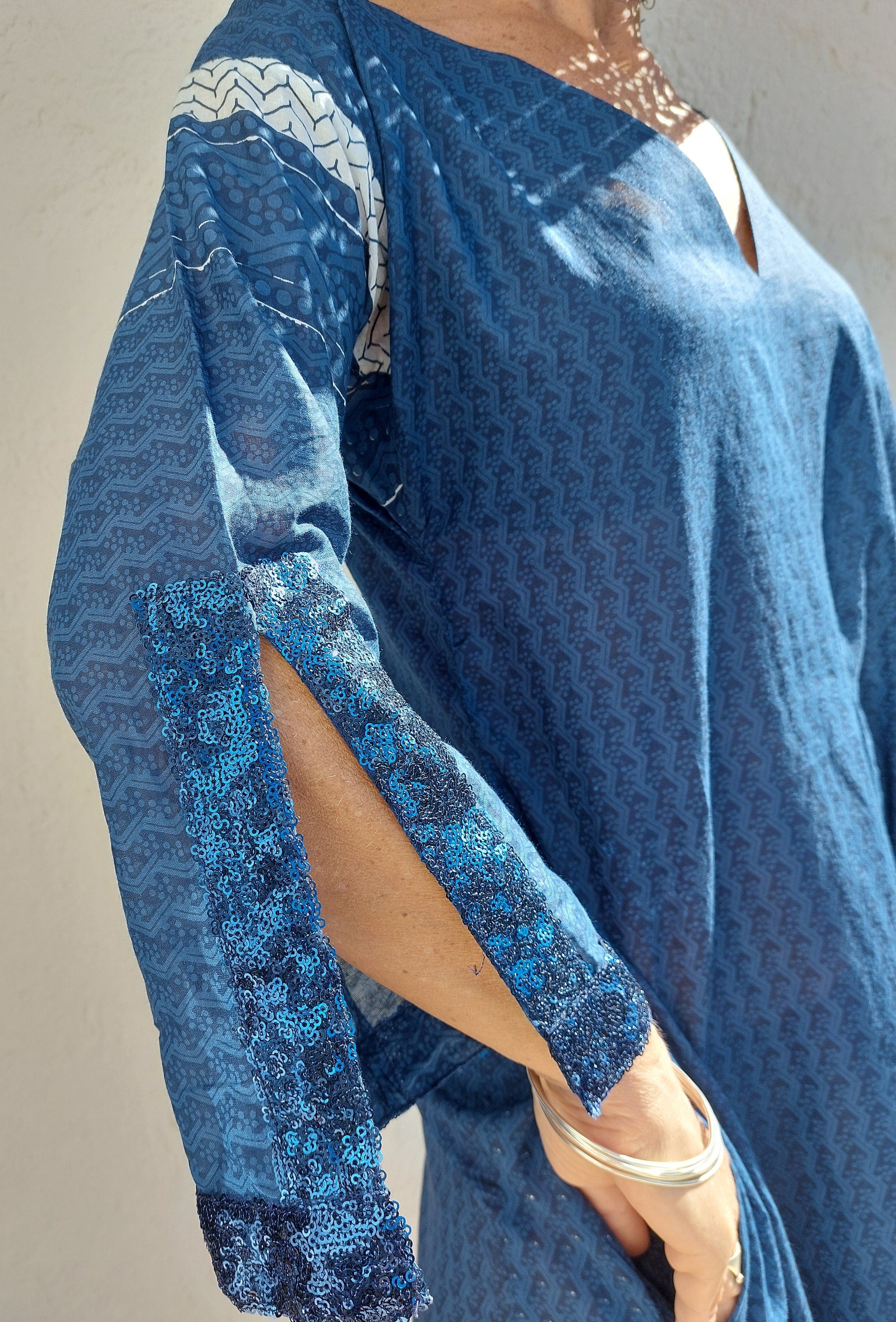long kaftan dress in soft cotton, navy blue color, exclusive design, dark blue sequins lace finishing on sleeves
