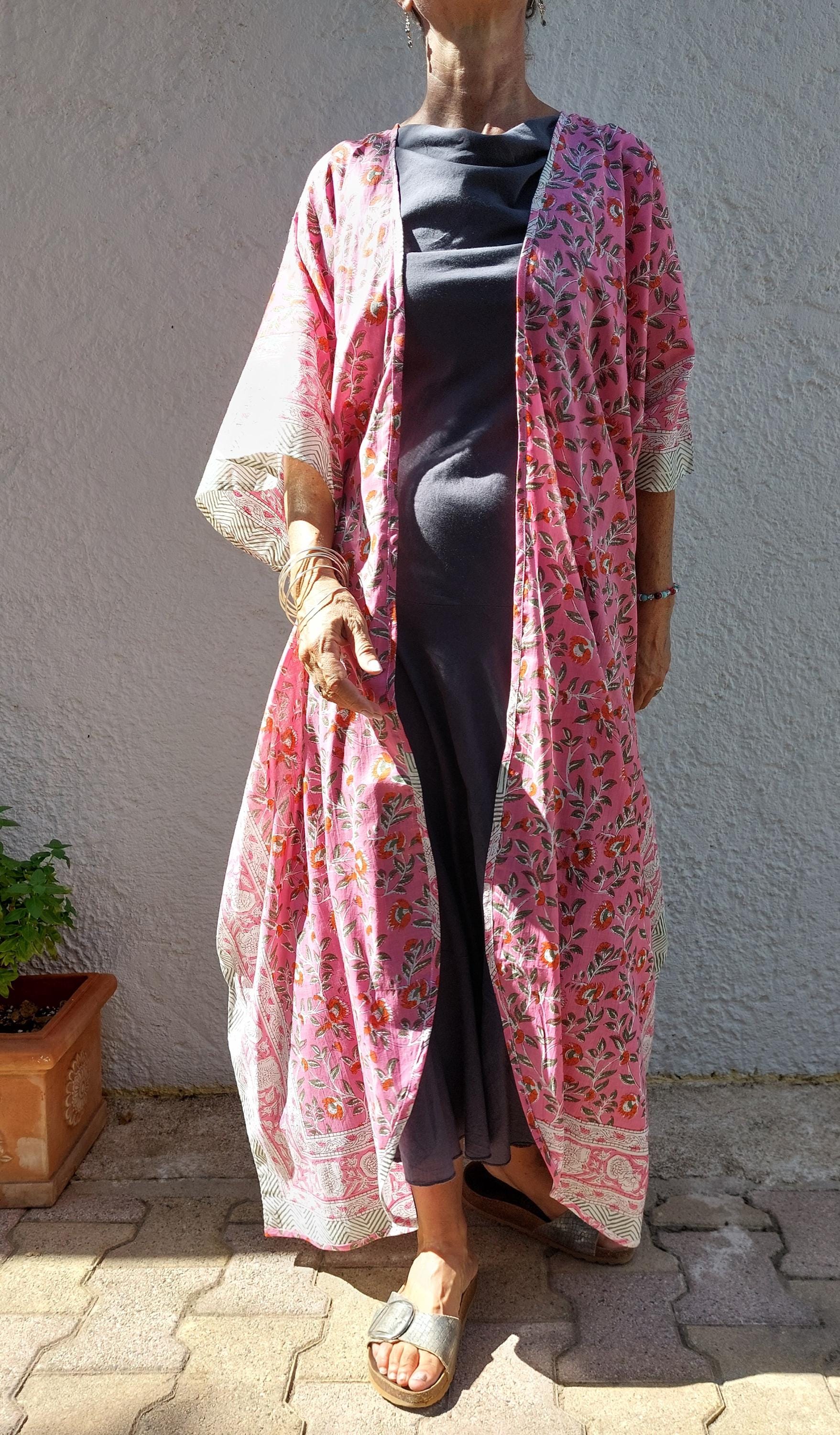 long kaftan-kimono in soft cotton, unique piece of bathrobe summer outfit, pink floral print, tiny long belt, hippie chic style