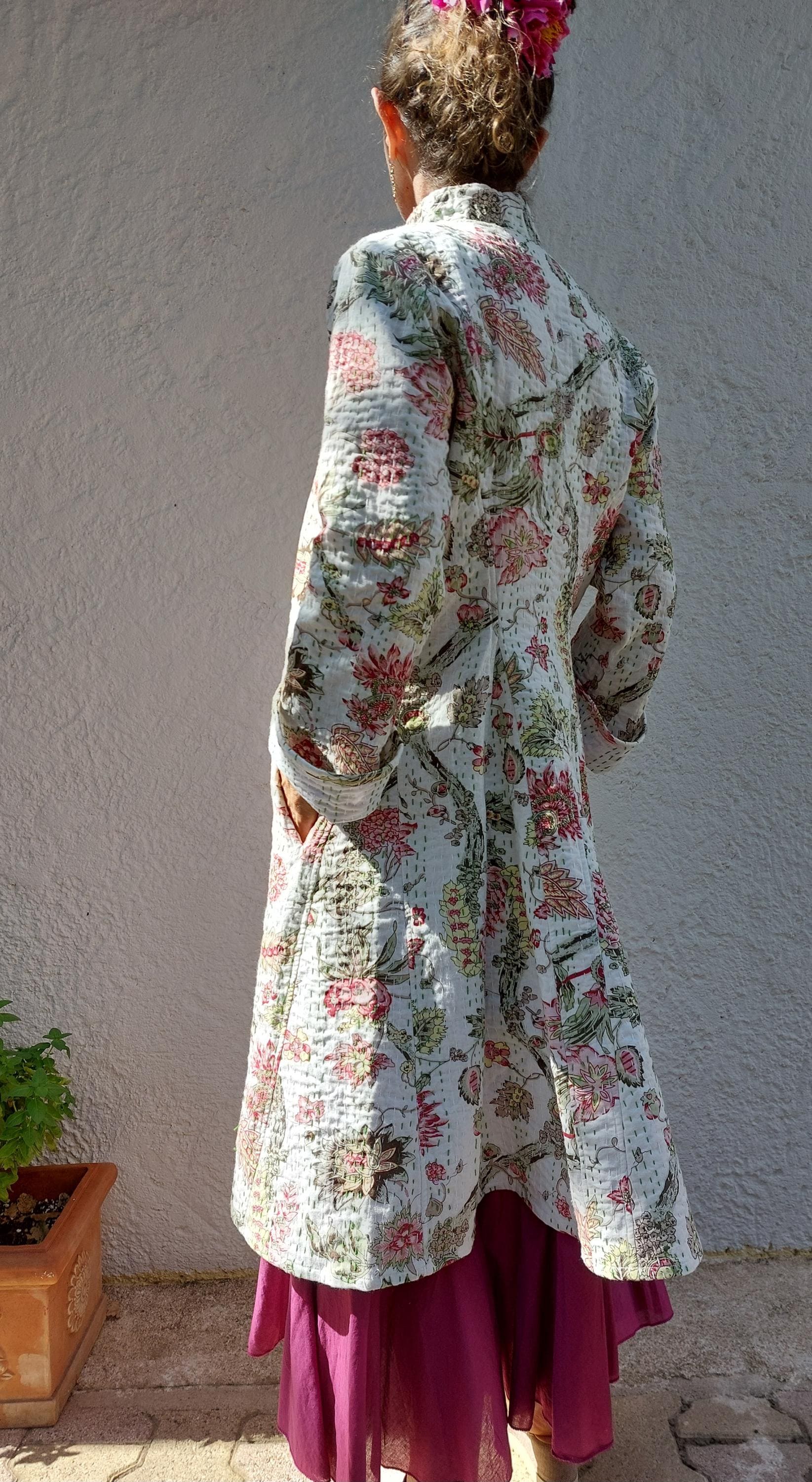 frock coat in cotton not quilted,off white color,floral pattern,pink hydrangea print,shell buttons,boheme and chic outfit, hand embroidery