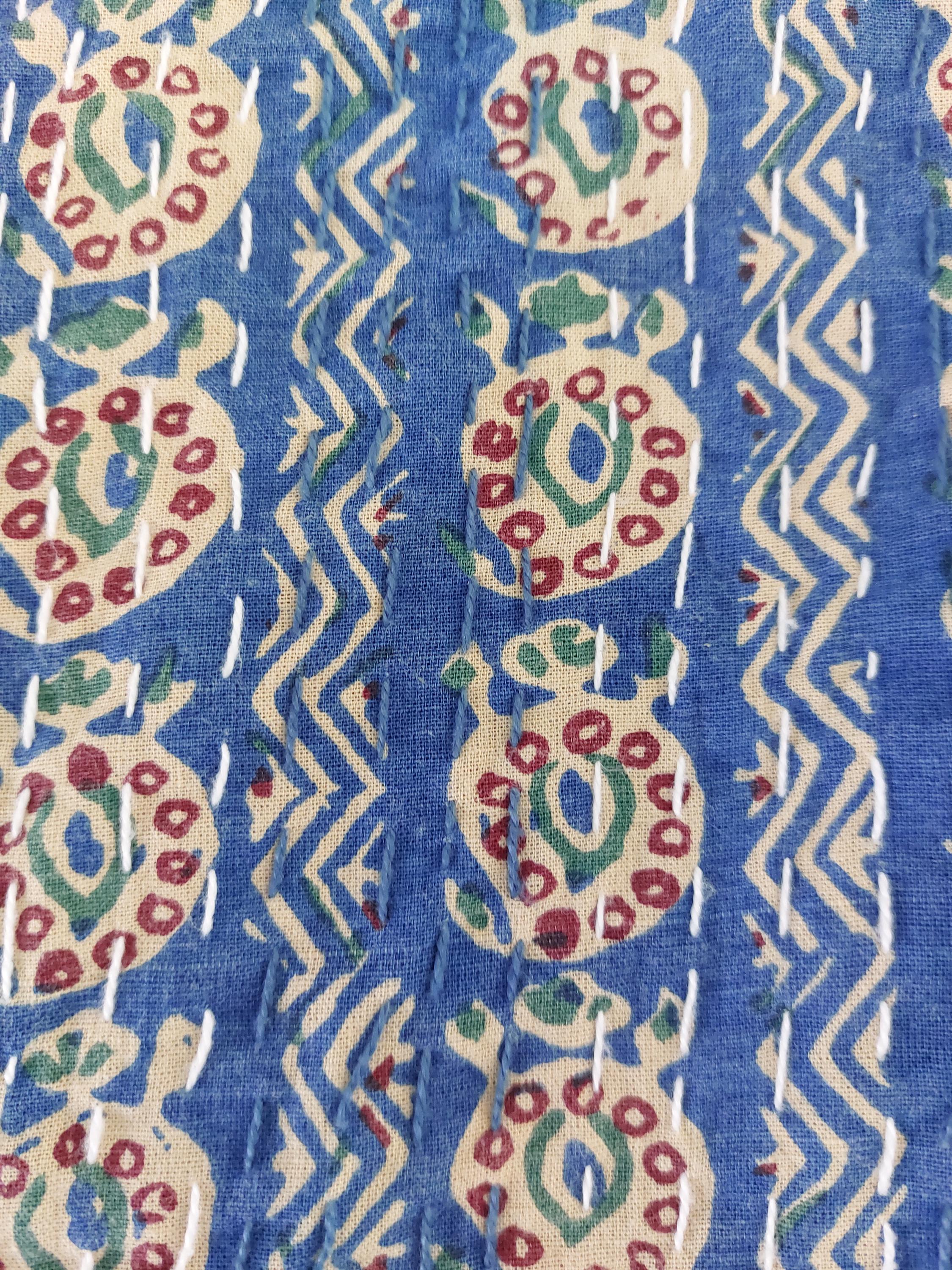 lightweight jacket in cotton not quilted,in the shades of blue and beige,paisley pattern,trumpet sleeves,mid-season outfit,hand embroidery