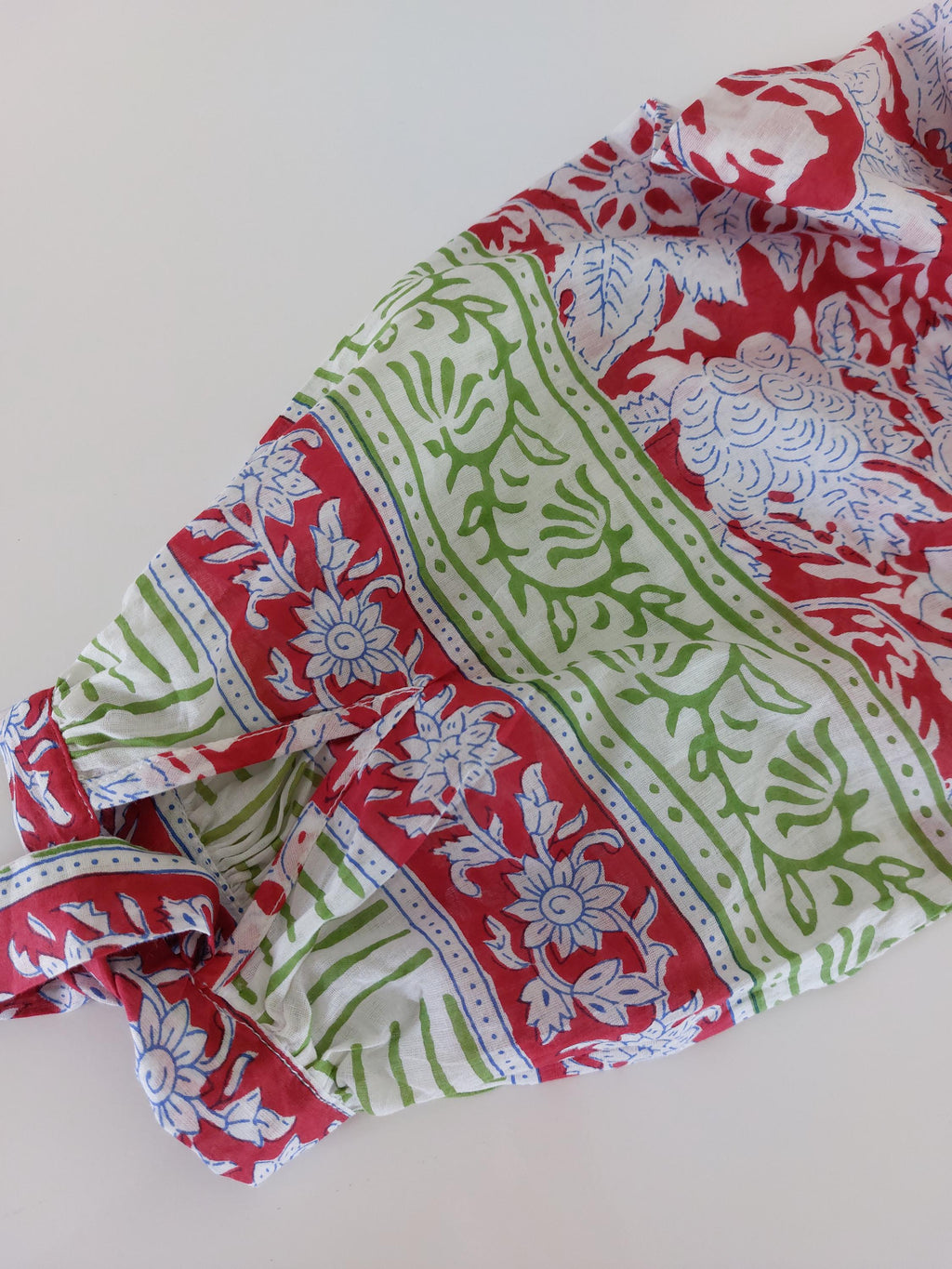 oversize tunic in soft cotton,red-green floral pattern