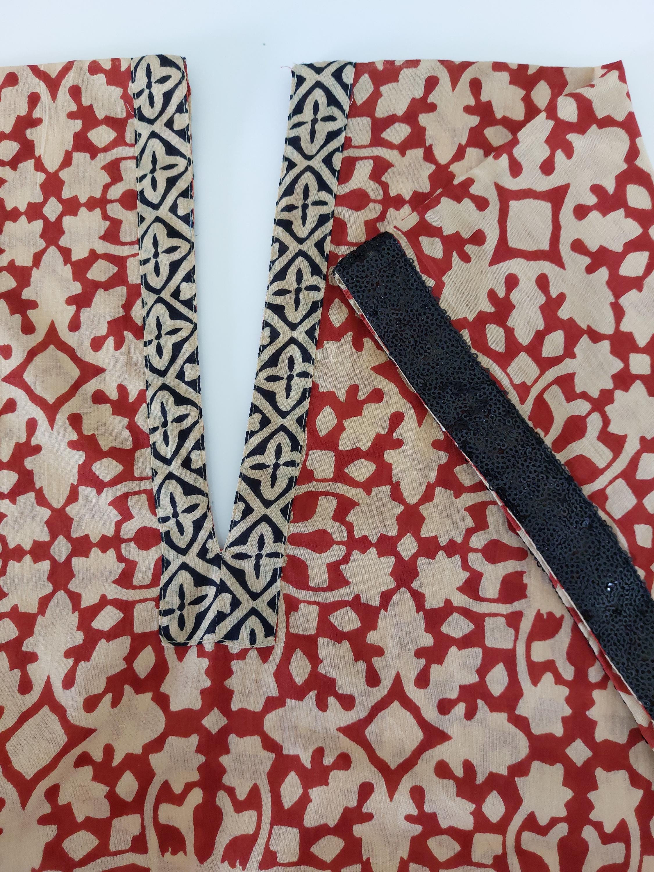 long cover-up in soft cotton, beige-rusty mosaic pattern
