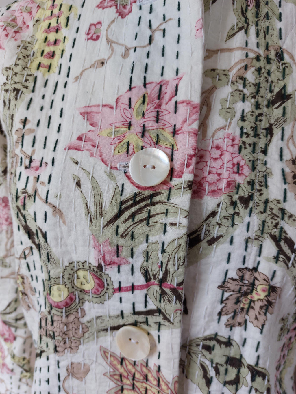 frock coat in cotton not quilted,off white color,floral pattern,pink hydrangea print,shell buttons,boheme and chic outfit, hand embroidery
