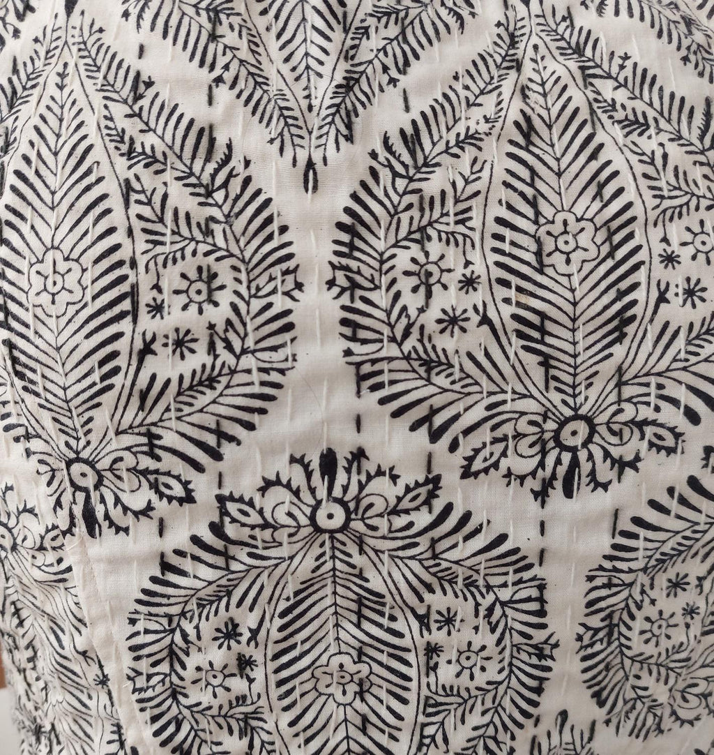 corset shape waistcoat in cotton,in the shades of black & white,diamond pattern,black brandeburg,fitted shape,hippie chic outfit