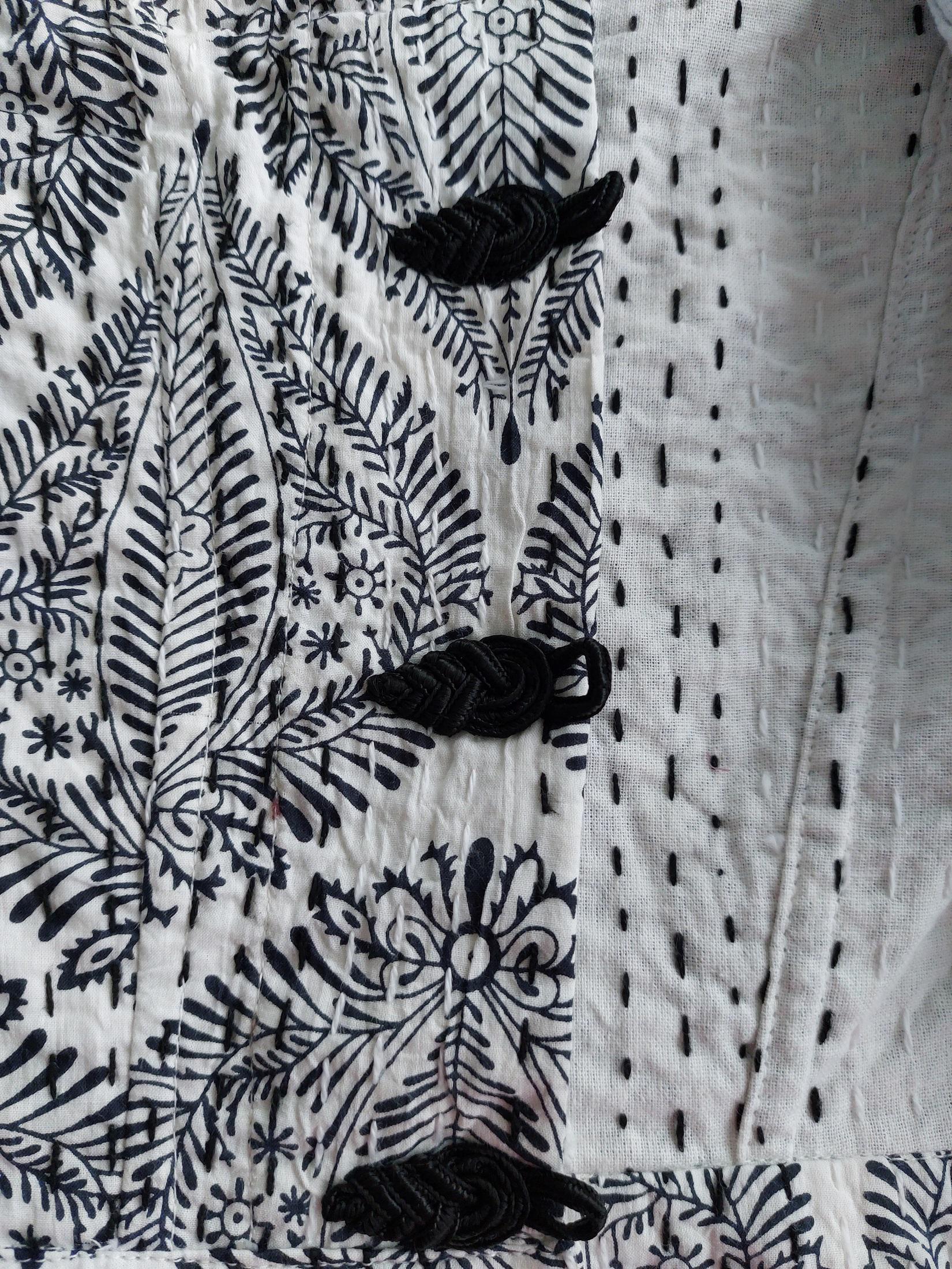corset shape waistcoat in cotton,in the shades of black & white,diamond pattern,black brandeburg,fitted shape,hippie chic outfit