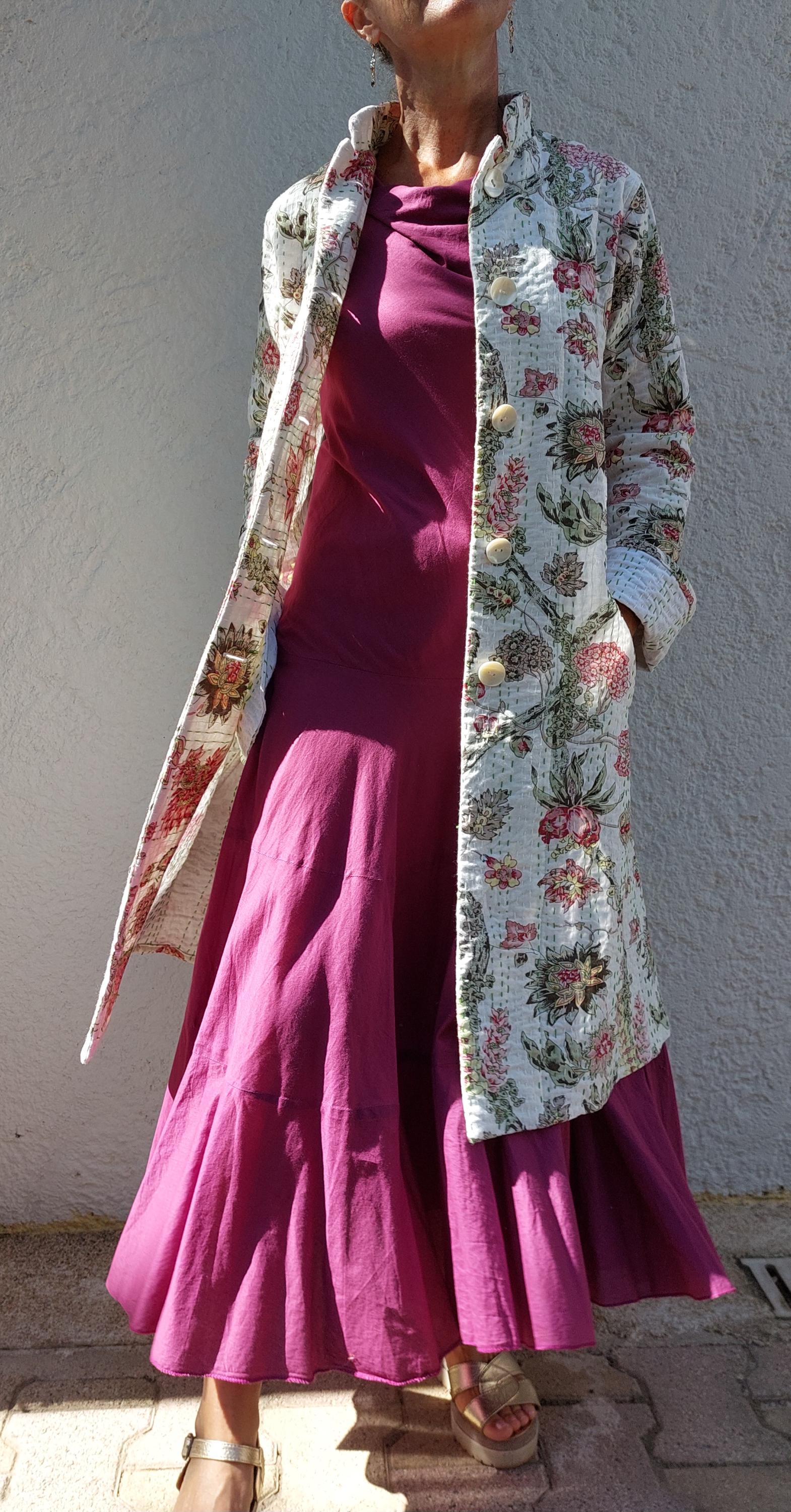 frock coat in cotton not quilted,off white color,floral pattern,pink hydrangea print,shell buttons,boheme and chic outfit, hand embroidery