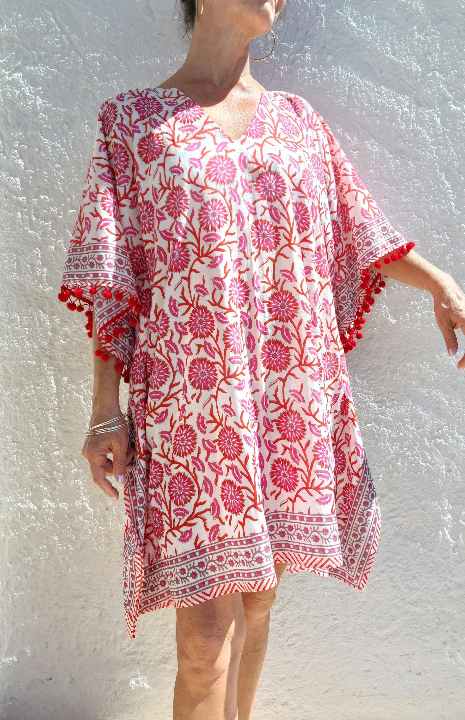 short kaftan in soft cotton, beach outfit,boho chic summer wear,pool party cover-up,hippie chic poncho,V neckline,finishing pompons.