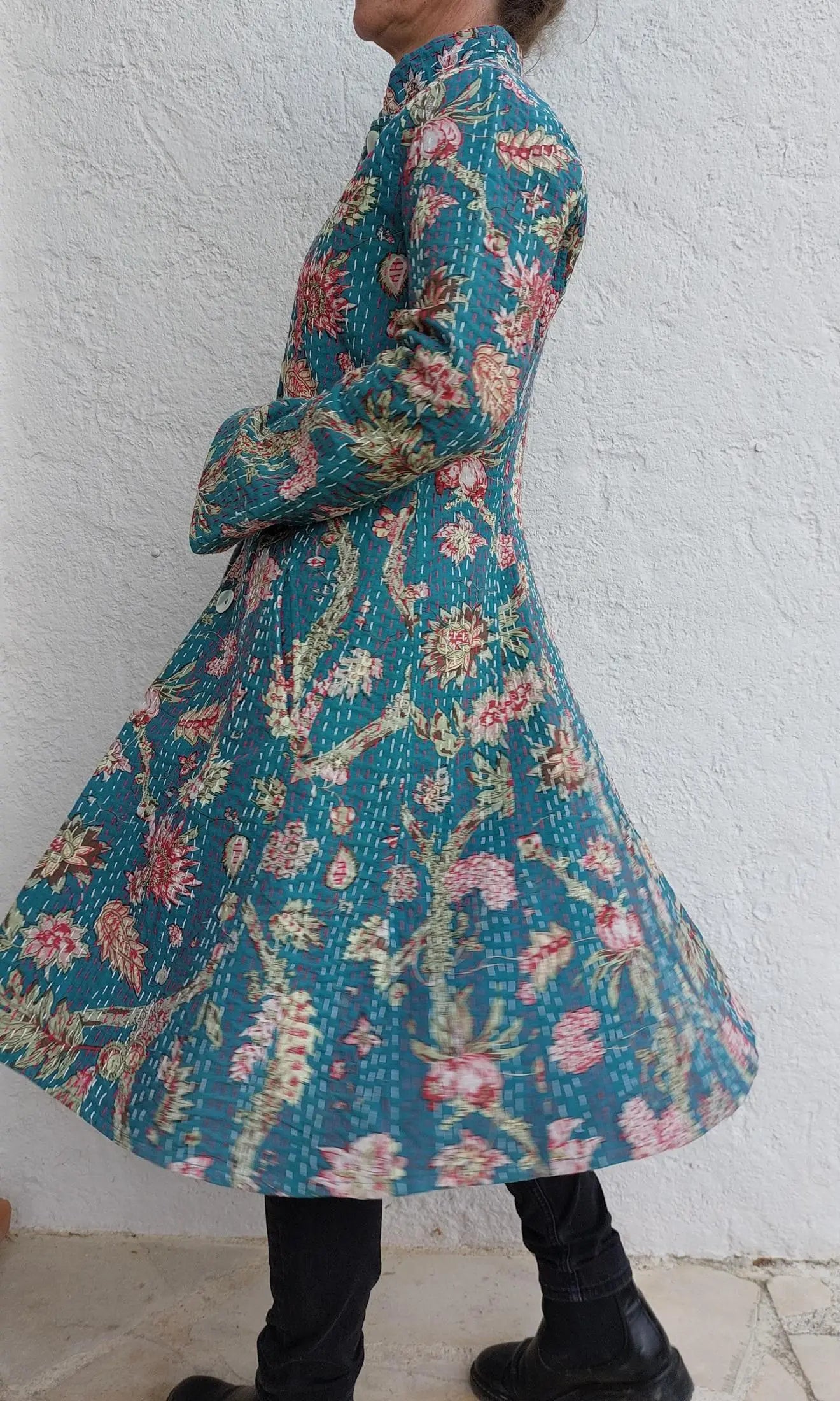 frock coat in cotton not quilted,teal color & floral pattern,pink hydrangea print,long jacket mid-season,boheme chic outfit,wedding outfit