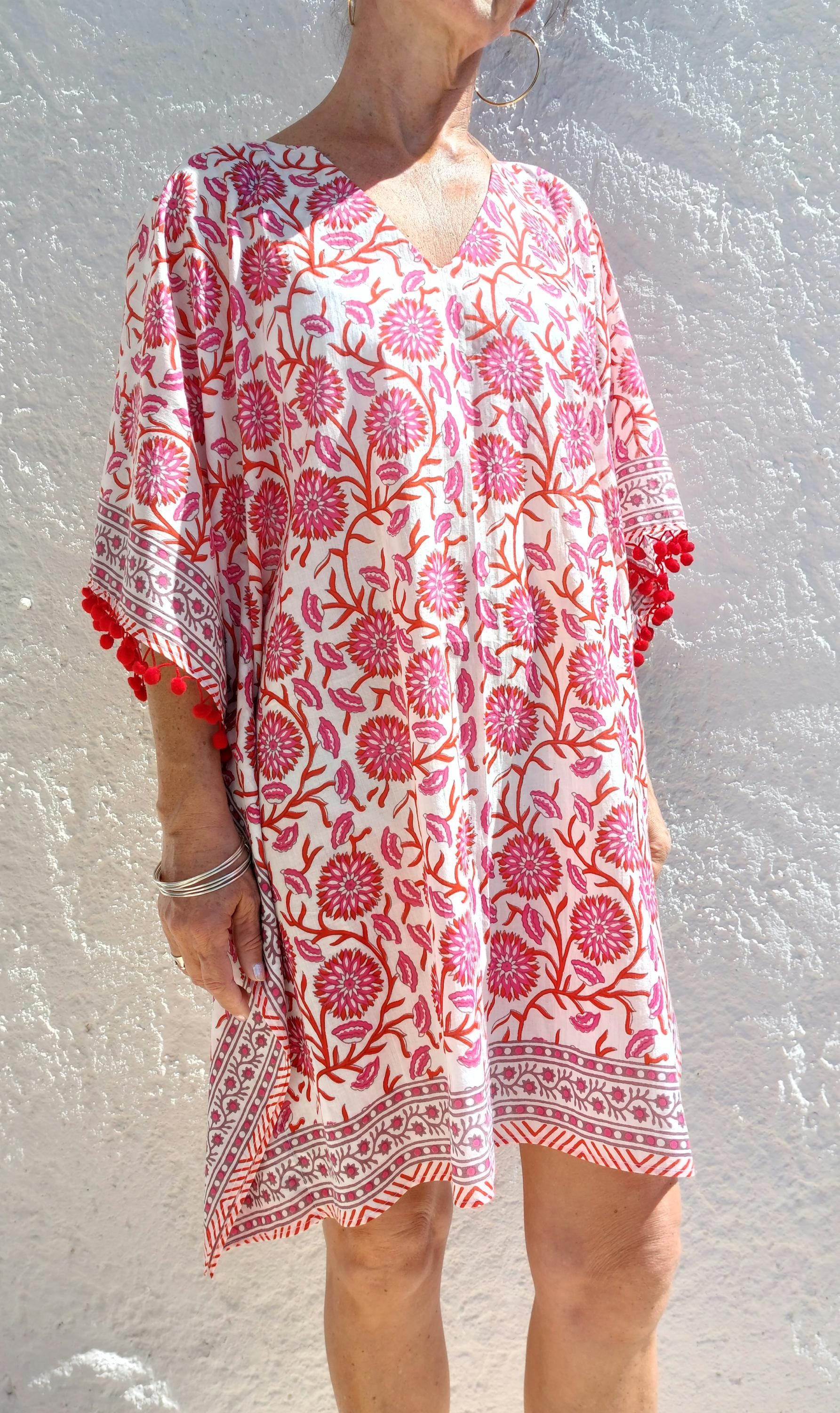 short kaftan in soft cotton, beach outfit,boho chic summer wear,pool party cover-up,hippie chic poncho,V neckline,finishing pompons.