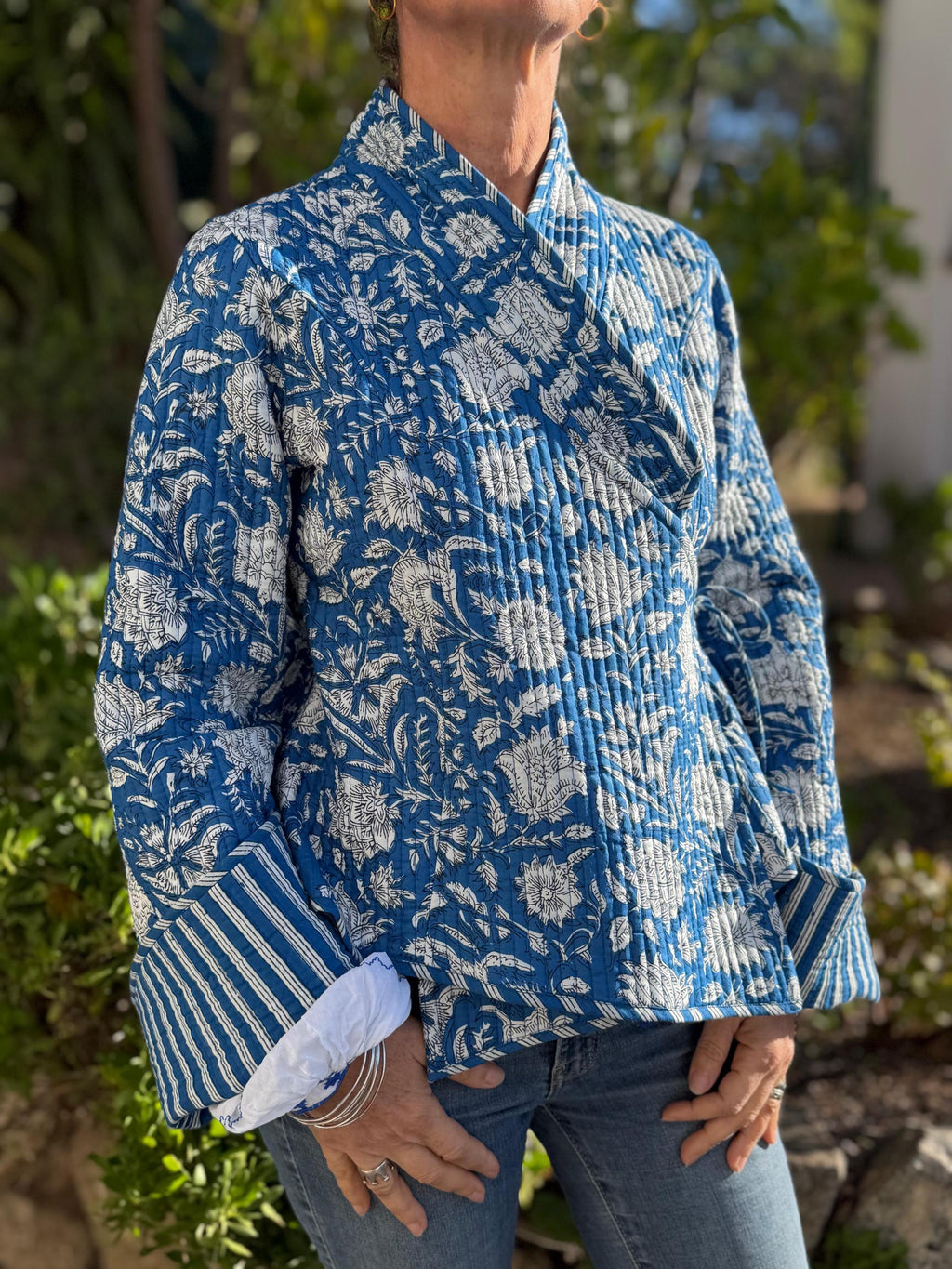 reversible winter jacket in quilted cotton,blue floral print and blue stripes ,long flared sleeves with large cuffs,hippiechic outerwear