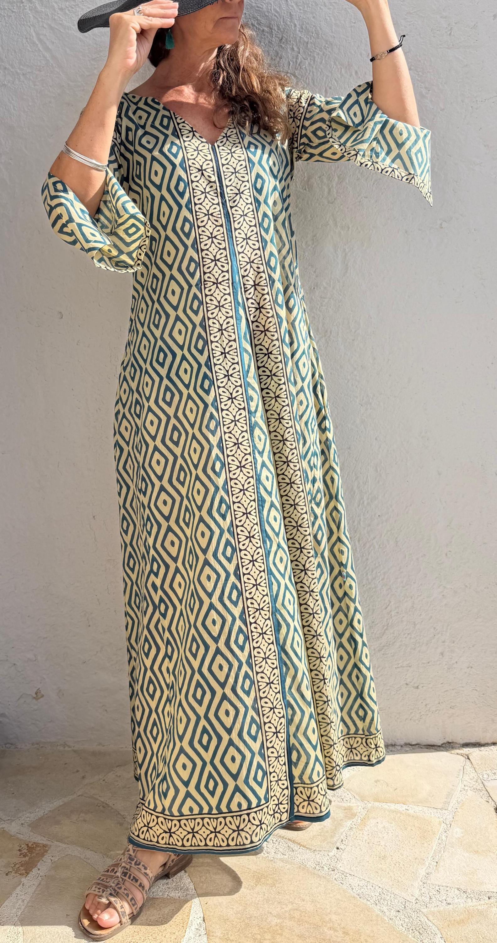 long kaftan in soft cotton,beige color,geometric blue pattern,summer outfit,flared shape,beach party dress