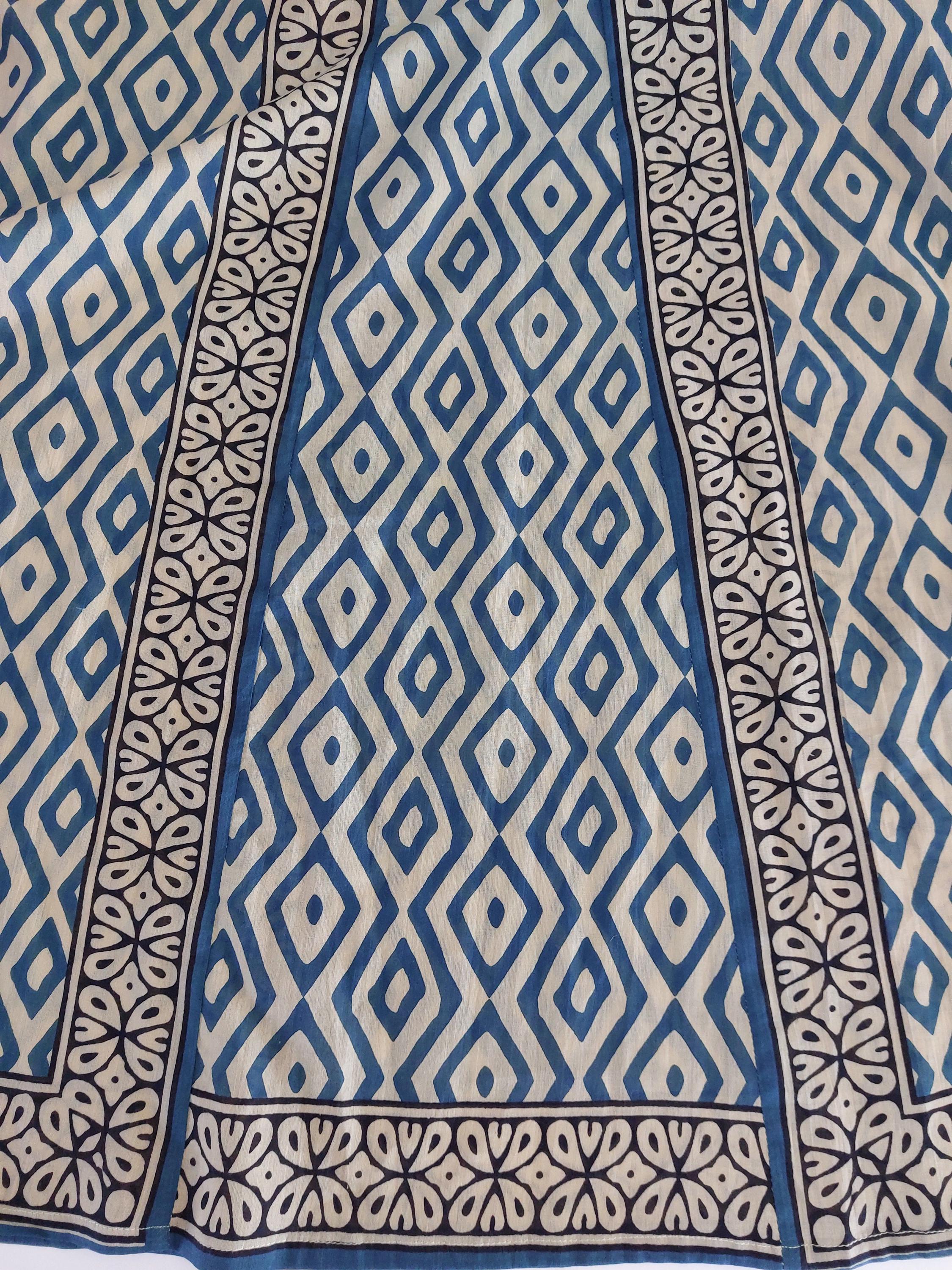 long kaftan in soft cotton,beige color,geometric blue pattern,summer outfit,flared shape,beach party dress