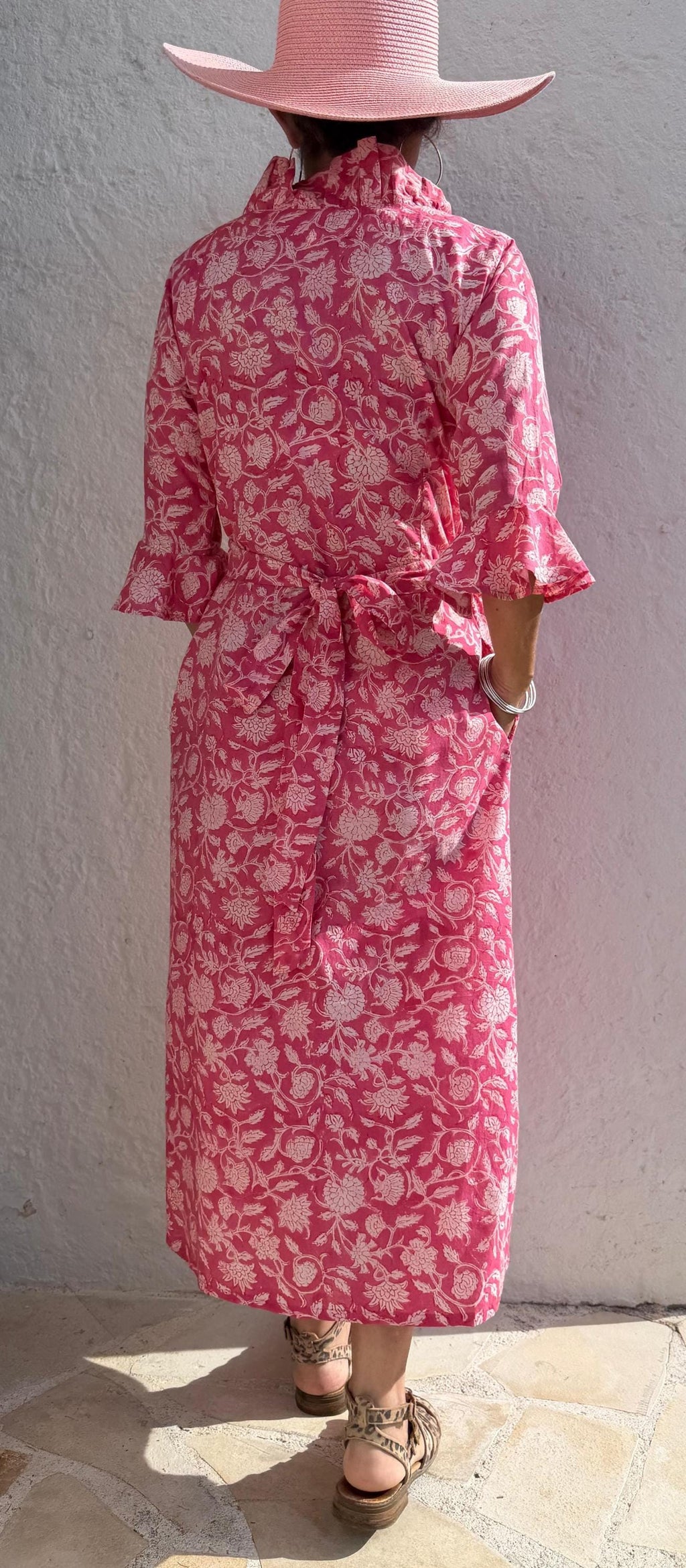 long wrap dress in cotton,pink floral print,ruffled collar,3/4 sleeves with ruffles,kimono shape,hippie chic dress,wedding outfit