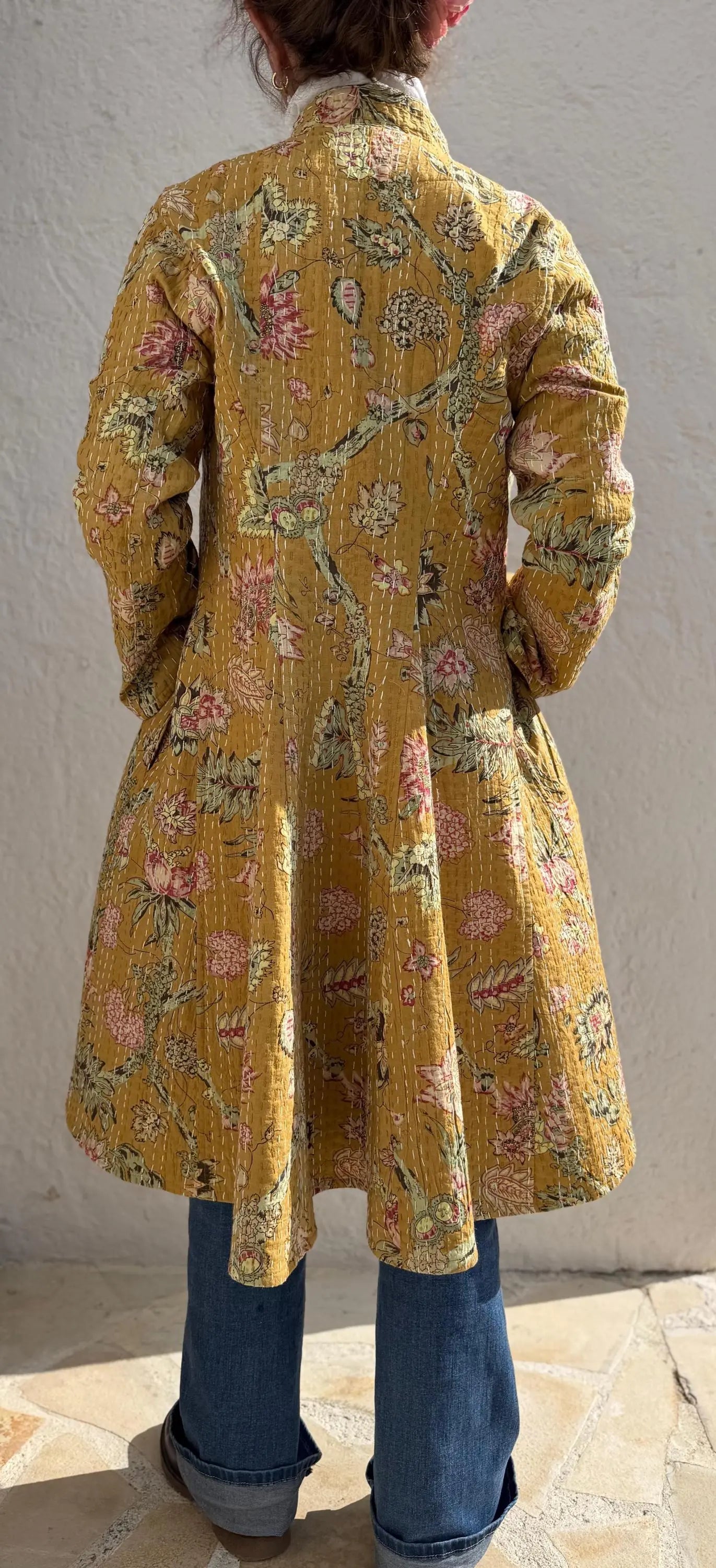 frock coat in cotton not quilted,solar yellow color,floral pattern,pink hydrangea print,shell buttons,boheme and chic outfit,hand embroidery