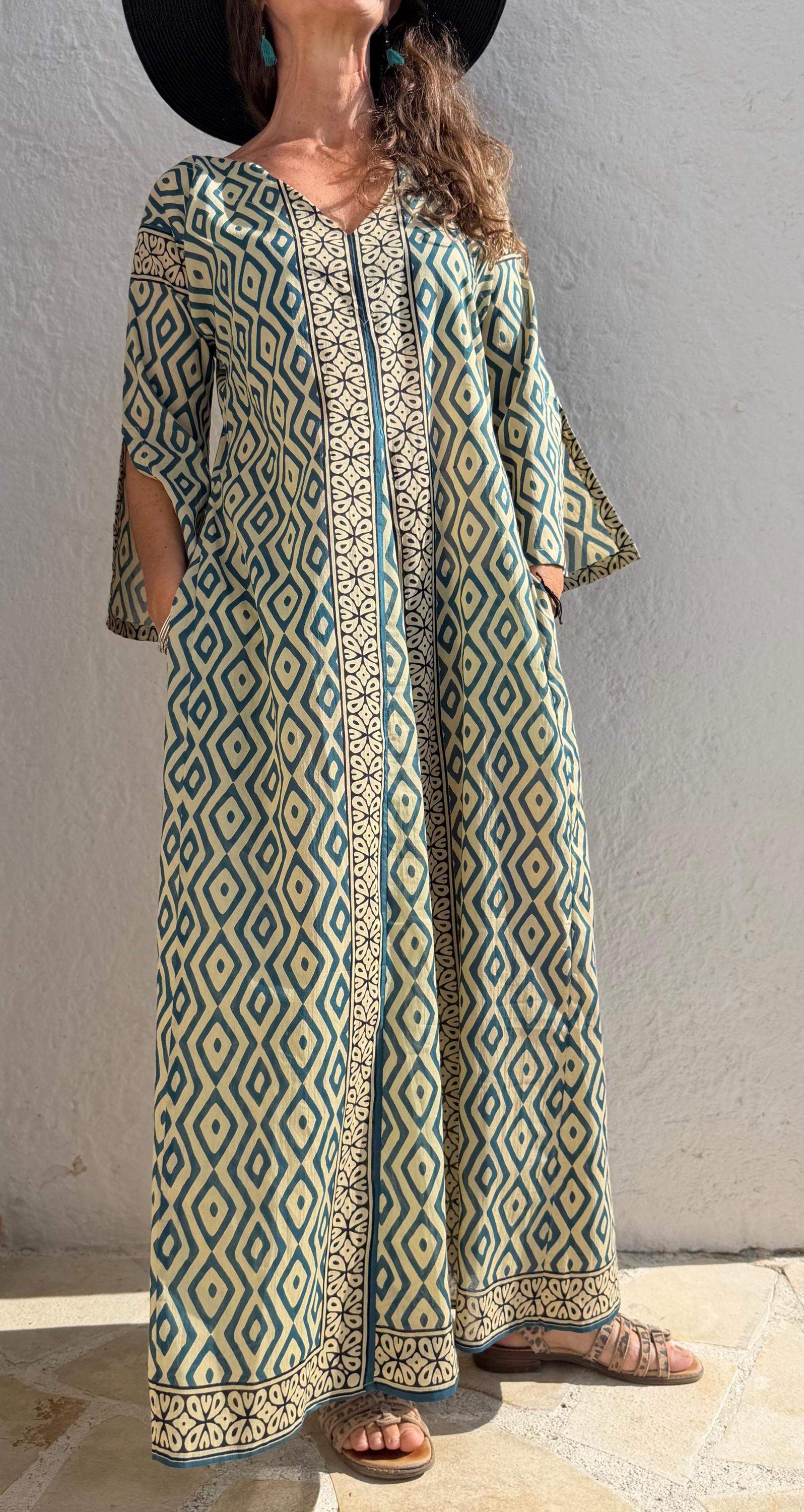 long kaftan in soft cotton,beige color,geometric blue pattern,summer outfit,flared shape,beach party dress