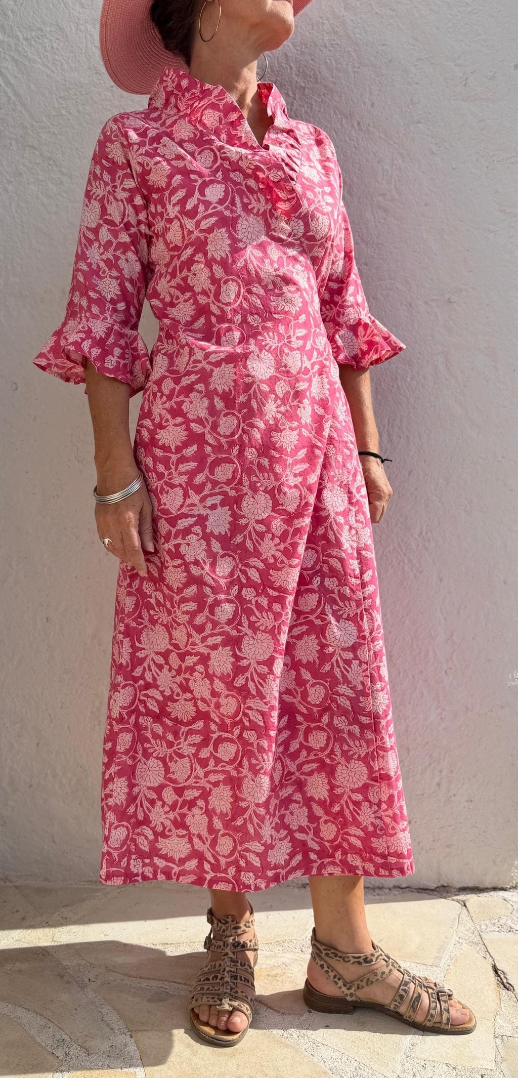long wrap dress in cotton,pink floral print,ruffled collar,3/4 sleeves with ruffles,kimono shape,hippie chic dress,wedding outfit