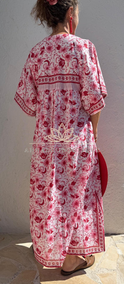 Robe kaftan ample en coton rouge et rose fleuri